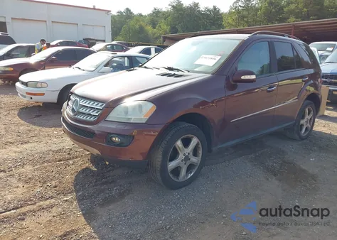 2008 Mercedes-Benz Ml 350 4Matic z USA, uszkodzony, nr VIN 4JGBB86EX8A309061